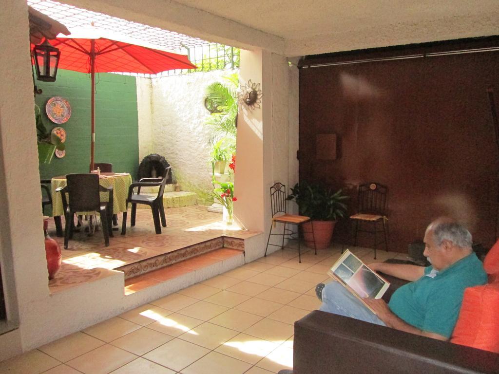 Hotel San Mateo San Salvador Szoba fotó
