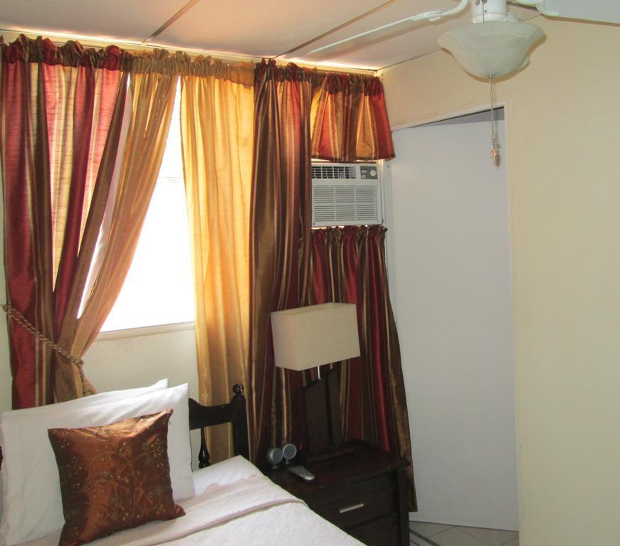 Hotel San Mateo San Salvador Szoba fotó